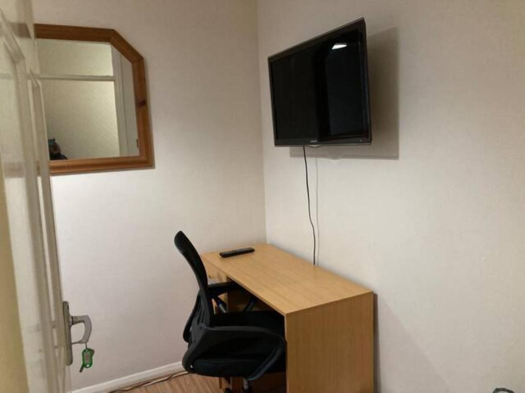 Eltar Hostle Hotel London Bagian luar foto